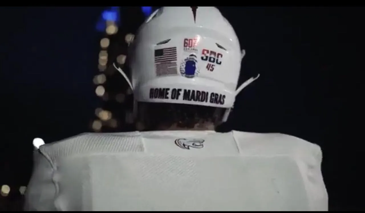 South Alabama trolls New Orleans with Mardi Gras helmets