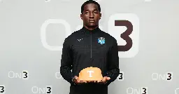 BREAKING: Elite five-star recruit announces commitment to Tennessee Volunteers