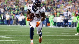 Broncos' Payton plans to play RB Williams on Sat.