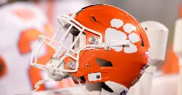 Clemson linebacker dismissed from program before entering transfer portal