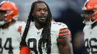 Free agent Jadeveon Clowney signs contract with Ravens